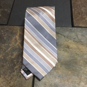 Perry Ellis silk tie